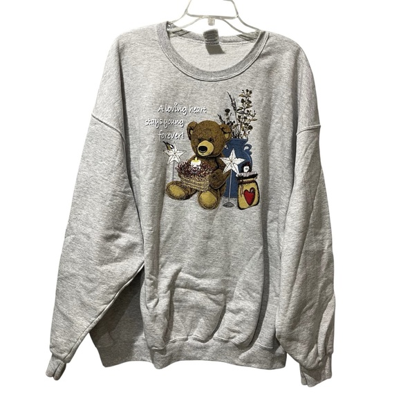 Jerzees sweatshirt a loving heart Stays Younger Forever bear 3xl Gray Grandma - Picture 1 of 6